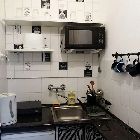 **full Apartment** Central Check-in Anytime After 3pm